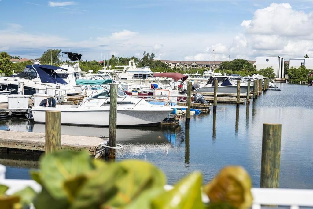 Bay Breeze Aparthotel South Bradenton ภายนอก รูปภาพ